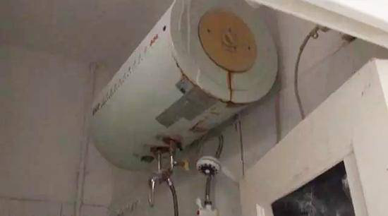 發生漏電事故學校所使用的熱水器 發生漏電事故學校所使用的熱水器