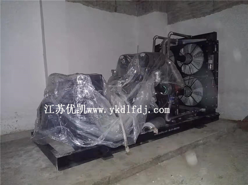900KW柴油發電機組
