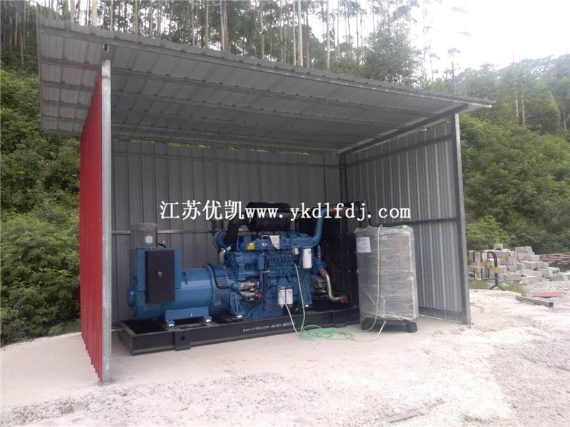 玉柴發電機組加簡易棚
