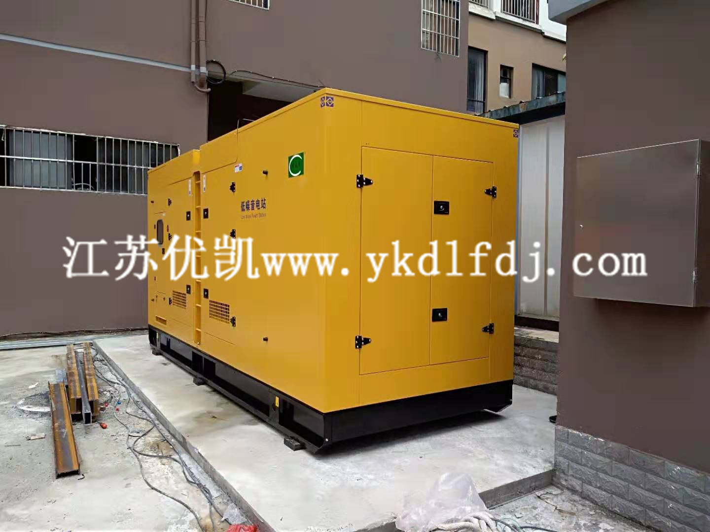 600KW玉柴靜音發電機組