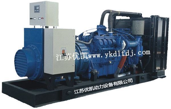 奔馳220-2600KW柴油發電機組