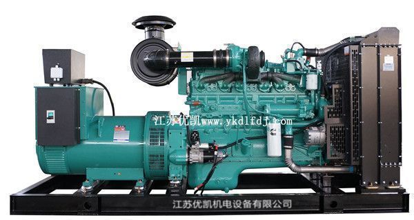 重慶康明斯360KW柴油發電機組