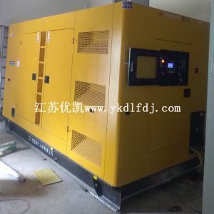 2020年4月27日，200KW玉柴靜音型發(fā)電機(jī)組在廣西項(xiàng)目工程公司完成調(diào)試培訓(xùn)工作